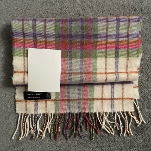 John Hanly Irish Wool Scarf - Picture 3 of 4